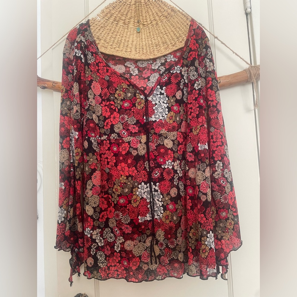 Y2K Vintage Plus Size Top - Frilly Bell Sleeves